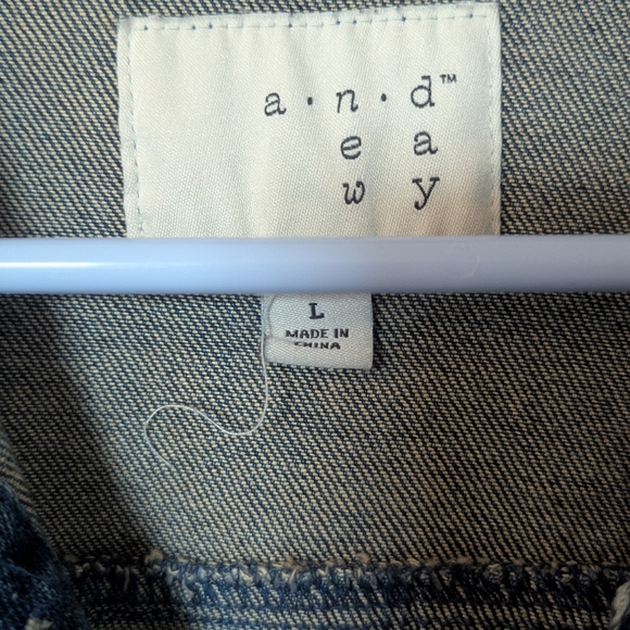 Denim Jacket with Embroidered Detail - Picture 3 of 4